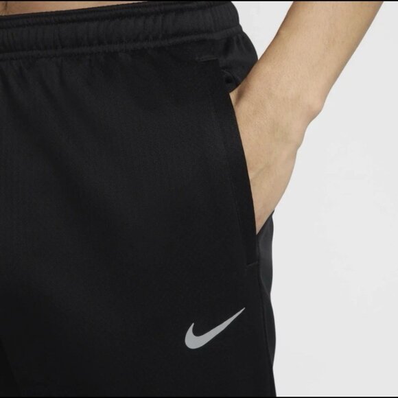 Nike Sphere Therma-FIT Repel Challenger Pants Men’s Size Large FZ1113 010 - Picture 4 of 4